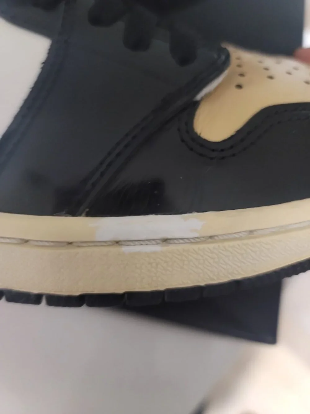 Nike Air Jordan 1 Retro High OG NRG Gold Toe Black Gold White 861428-007 2018